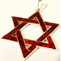 Jewish star pendent of cognac Baltic amber