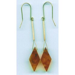 Diamond shaped cognac Baltic amber earring