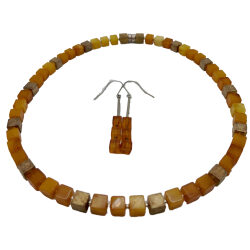 Honey and butterscotch cubes amber and gold burnished necklace and matching earrings